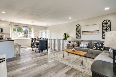 Pueblo Vacation Rental | 6BR | 2BA | 2,000 Sq Ft | 3 Steps Required for Entry