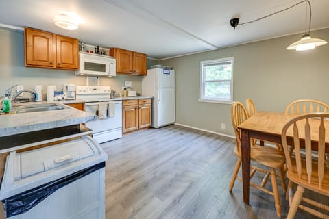 Kitchen | Dining Area