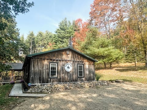 Whispering Pines is just the cozy, private getaway you need. You'll find everything you need tucked into this cabin in the pines.