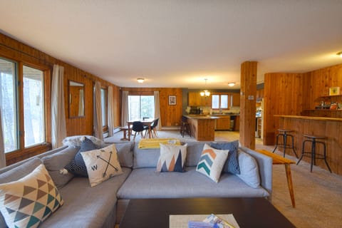 1st Floor Living/Dining/Kitchen