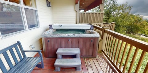 Tub, Hot Tub, Balcony, House, Porch