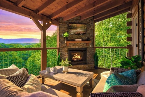 Golden hour vibes, nature's version of  mood lighting.