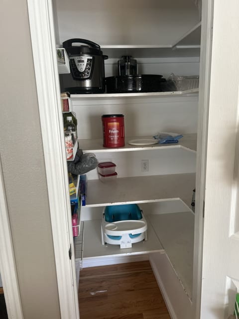 Kitchen Pantry