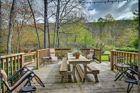 Deck | Gas Grill | Outdoor Seating & Dining | Mountain Views