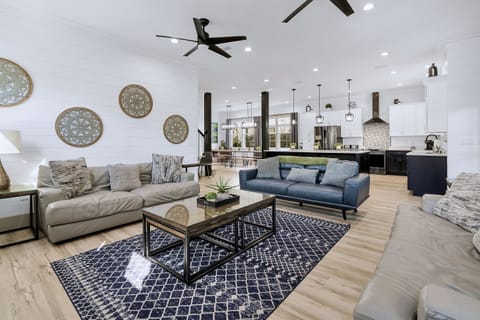 1st Floor - Living Room