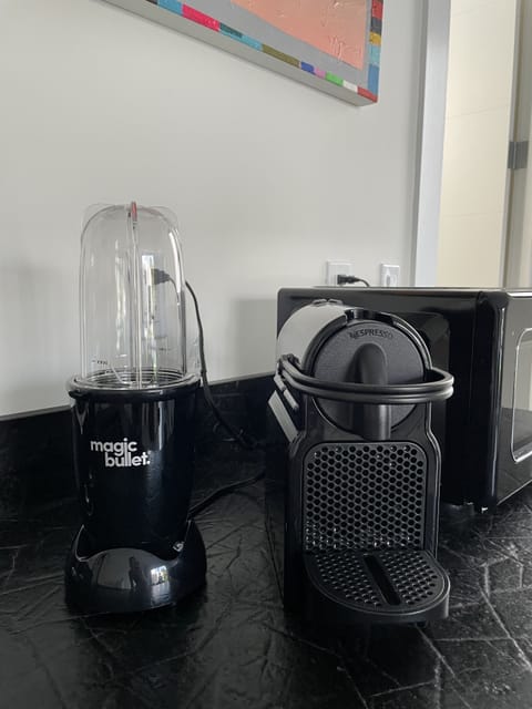 Blender, Nespresso, Microwave