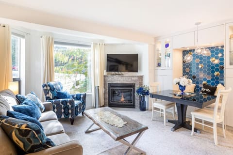 Welcome to The Marquise! A 1BR (sleeps 4) Cozy and inviting living space perfect for your family, couple or business trip getaway. Features a year round heated pool, hot tub sauna and gym! A perfect Ski in and out Location.