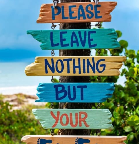 Welcome to beautiful Indian Rocks Beach! The white sandy beach is a quick walk from your front door.