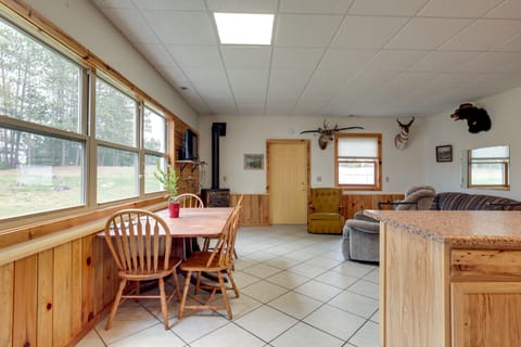 Monico Vacation Rental | 3BR | 1BA | 1,600 Sq Ft | Step-Free Access