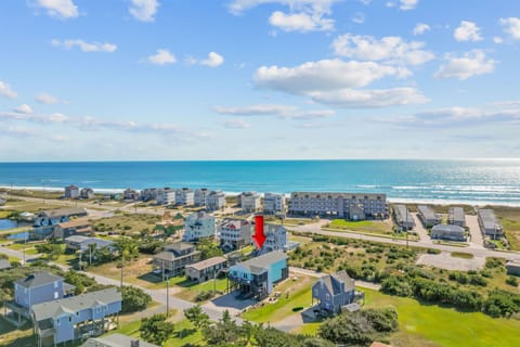 Surf or Sound Realty - 1160 - Endeavor - Exterior -7 - Arrow