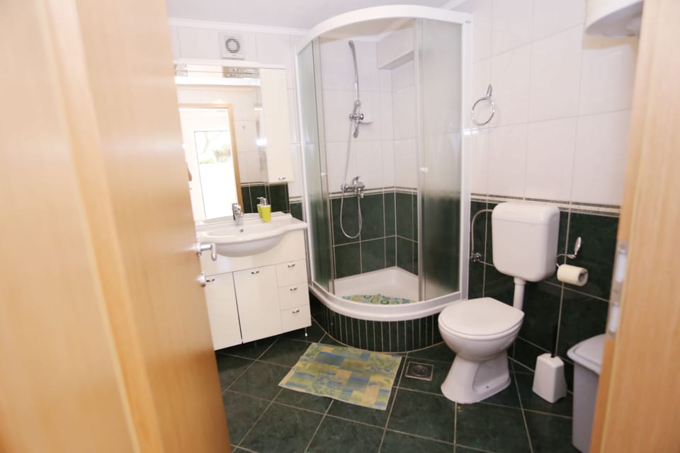 image/jpeg