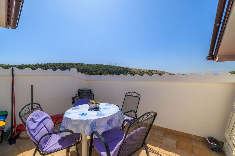 balcony-terrace