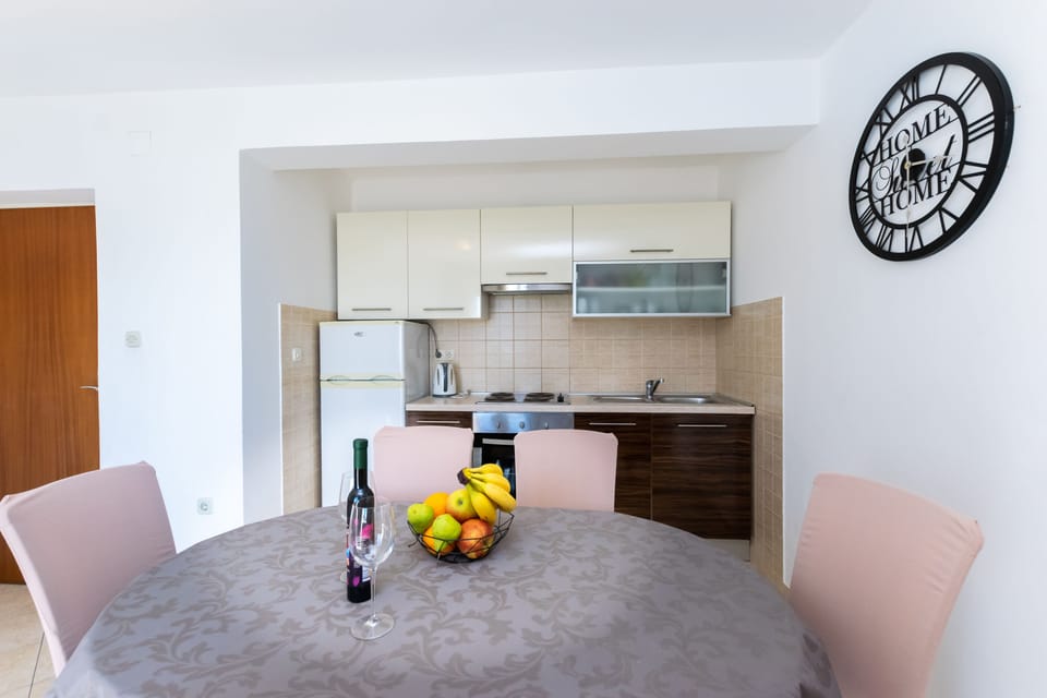 kitchen-diner