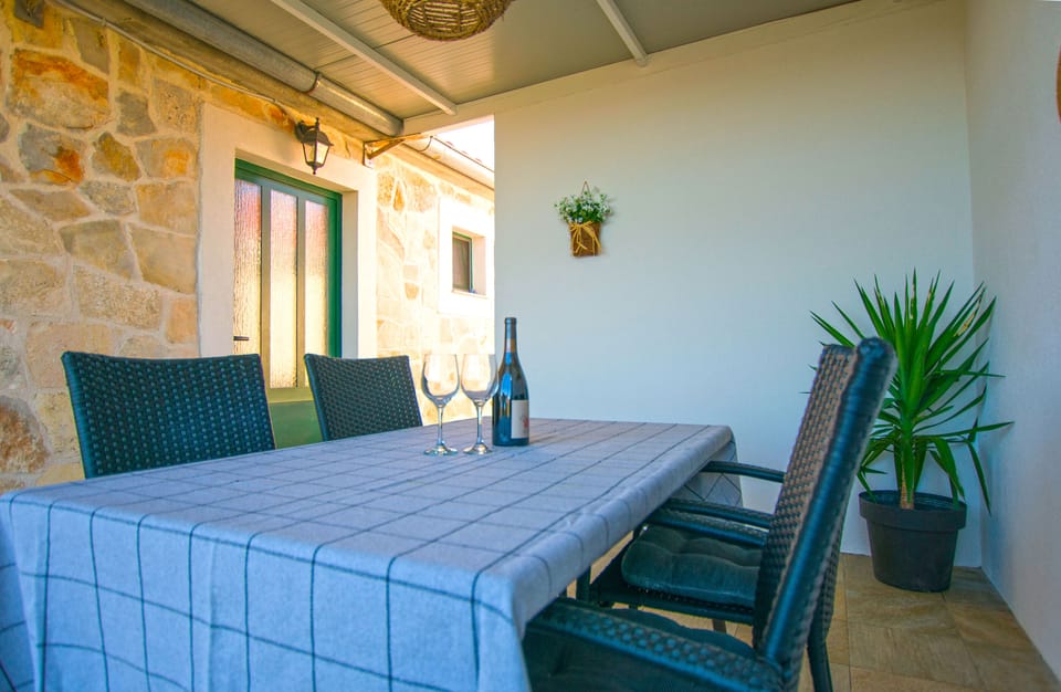 balcony-terrace