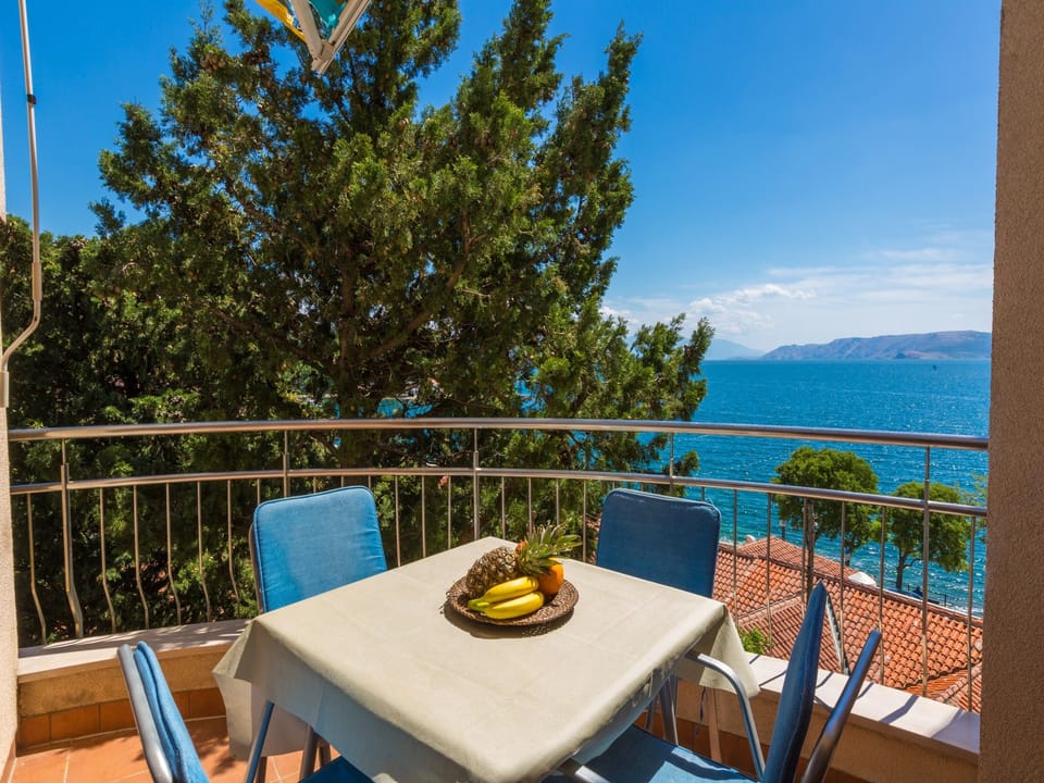 balcony-terrace
