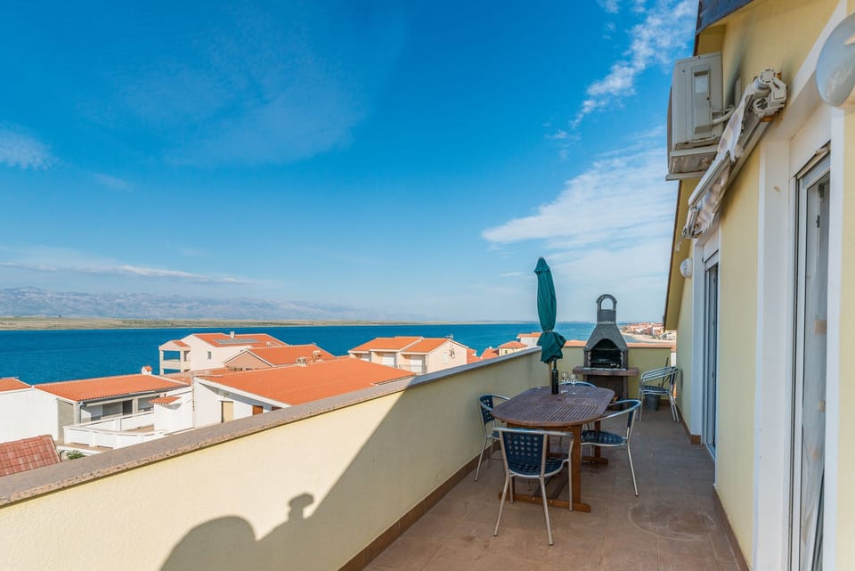 balcony-terrace