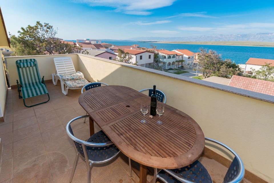balcony-terrace