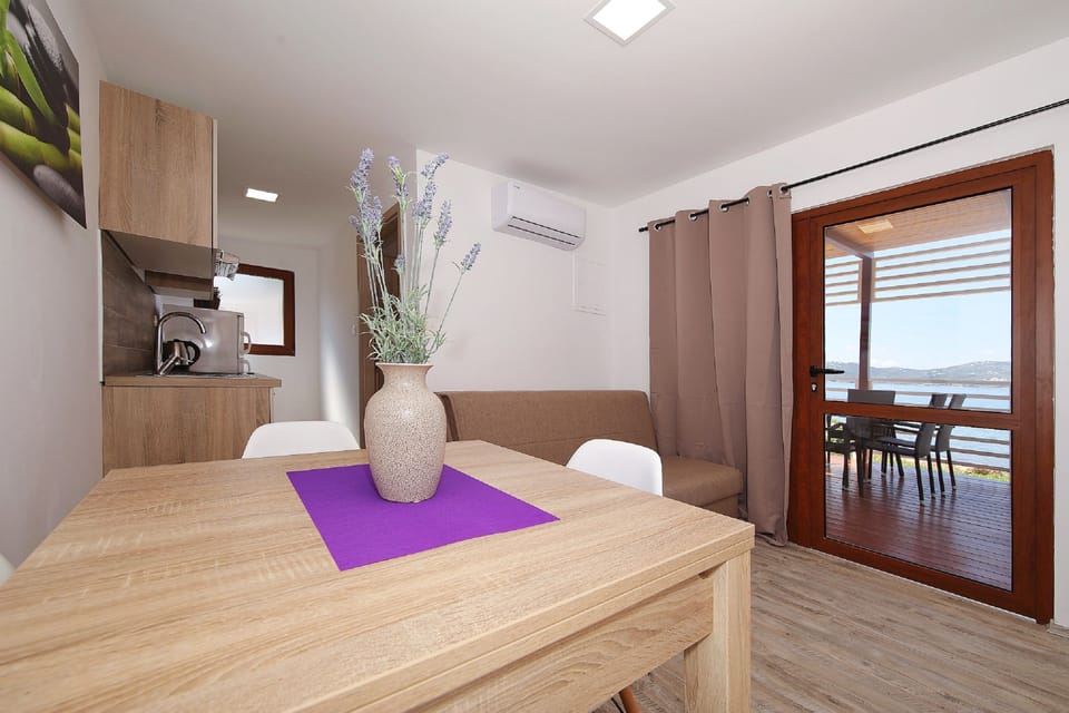 dining-room