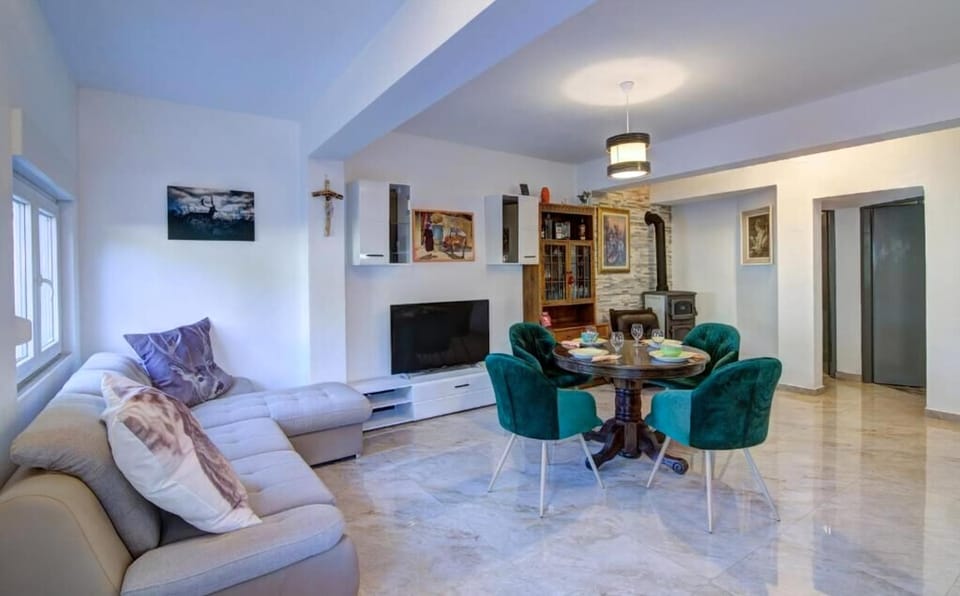 dining-room