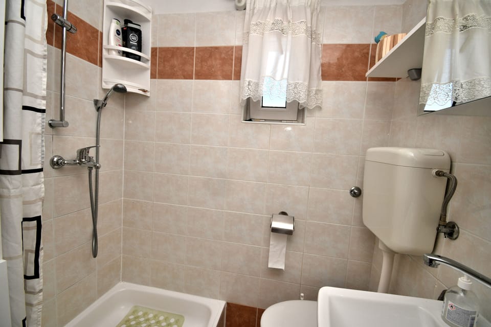 image/jpeg