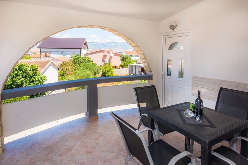 balcony-terrace