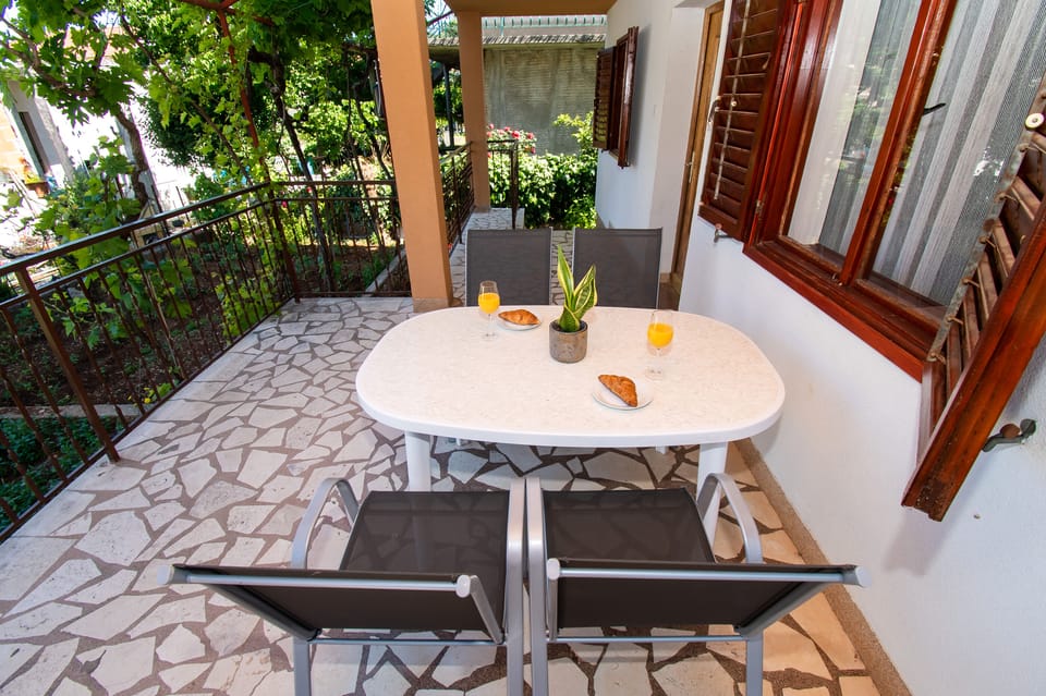 terrace