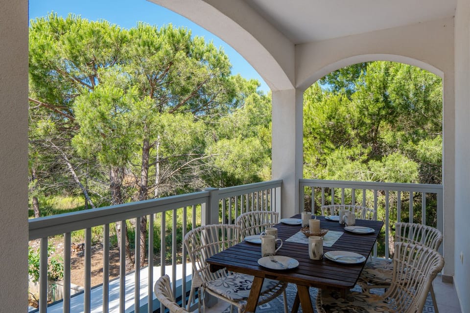 balcony-terrace