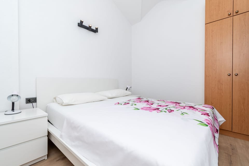 image/jpeg