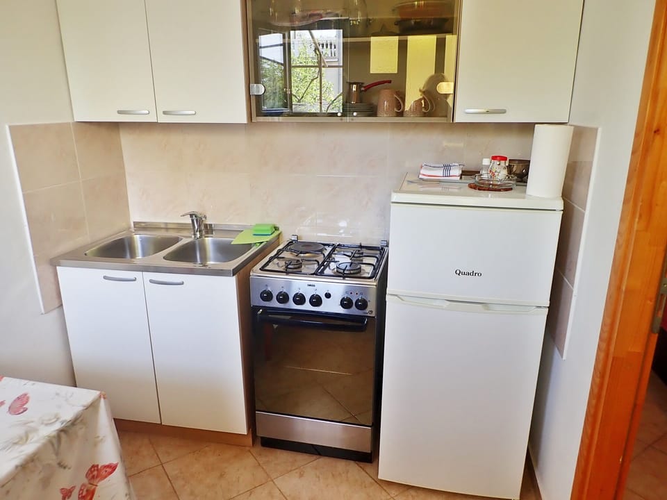 kitchen-diner