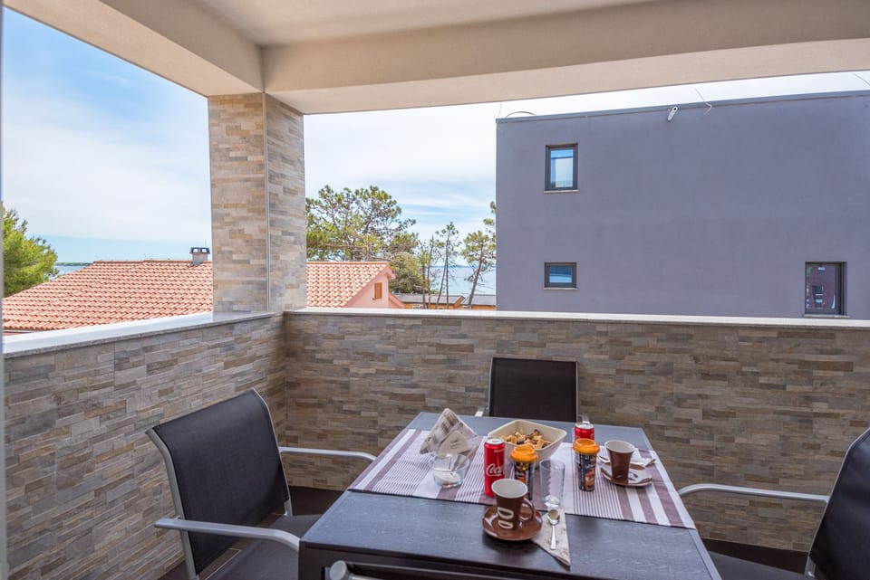 balcony-terrace