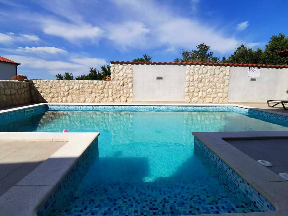 image/jpeg