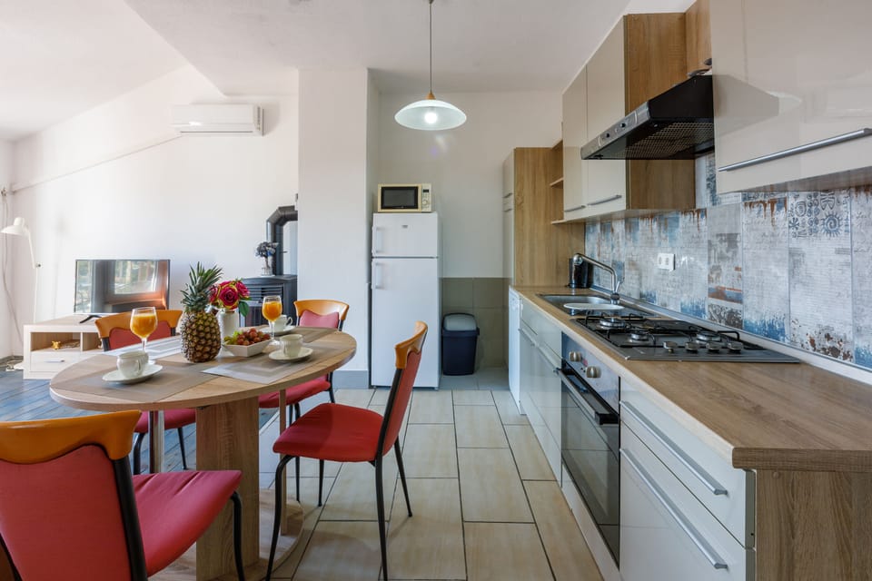 kitchen-diner