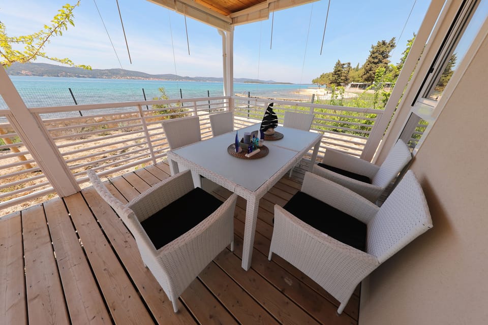 balcony-terrace