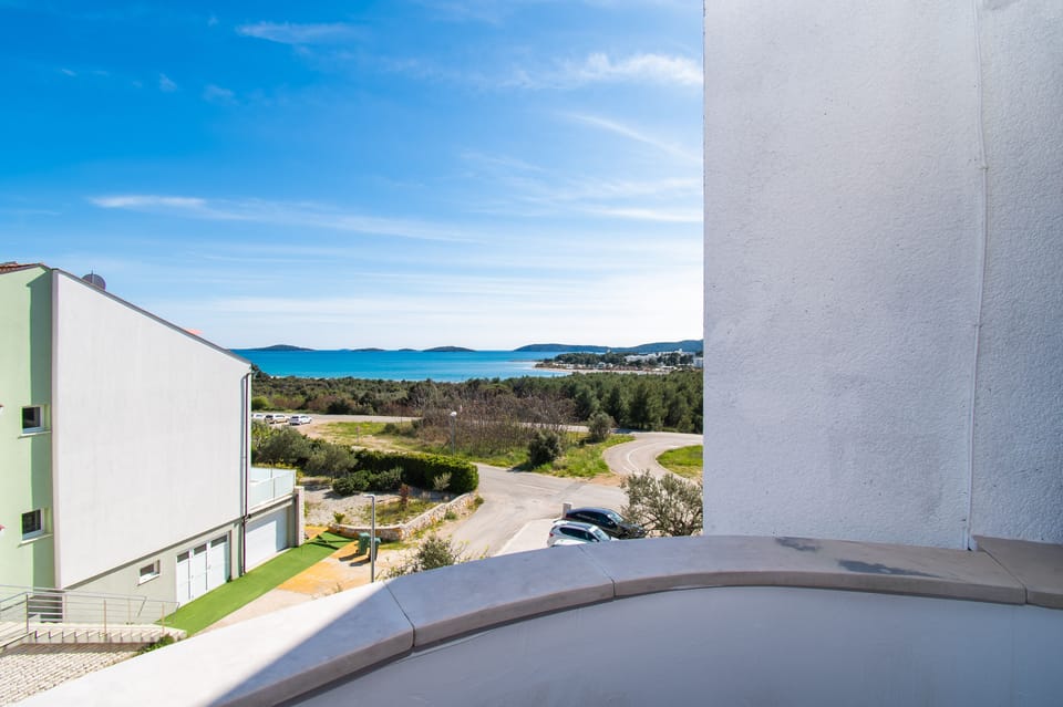 balcony-terrace