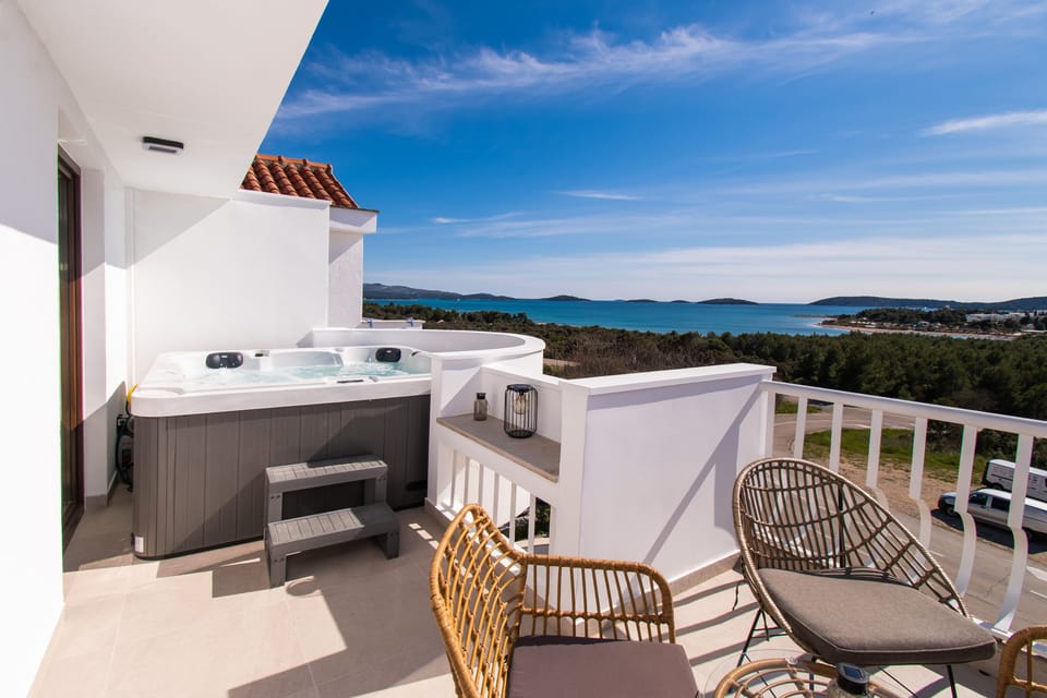 balcony-terrace