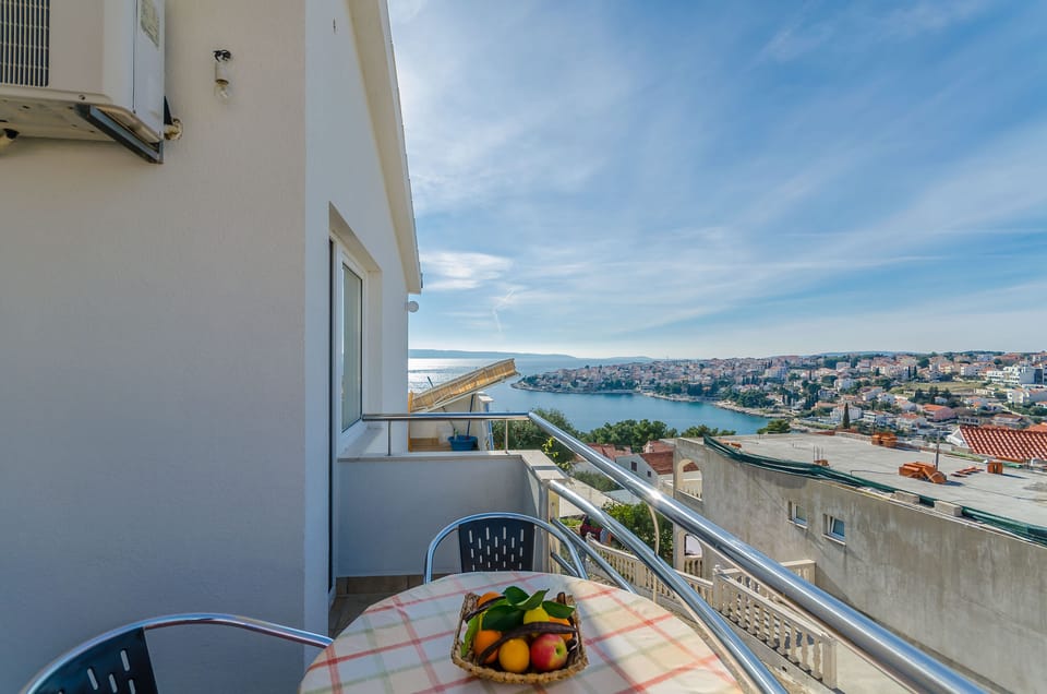 image/jpeg