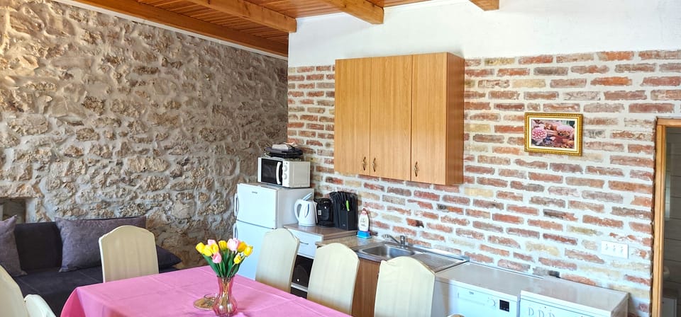 kitchen-diner