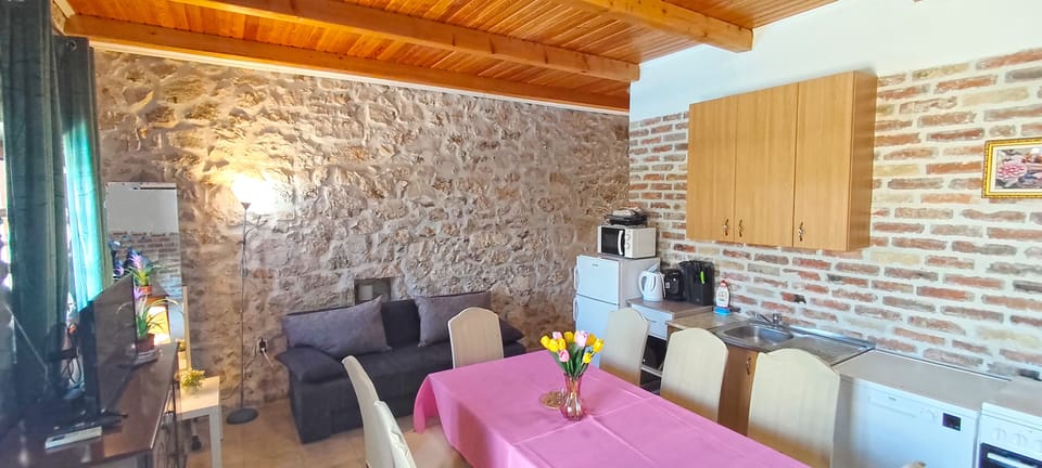 kitchen-diner