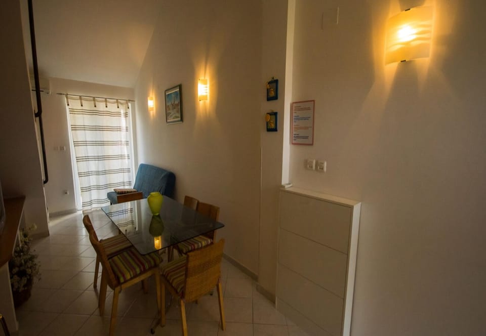 dining-room