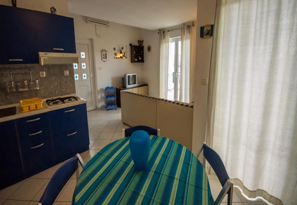 dining-room