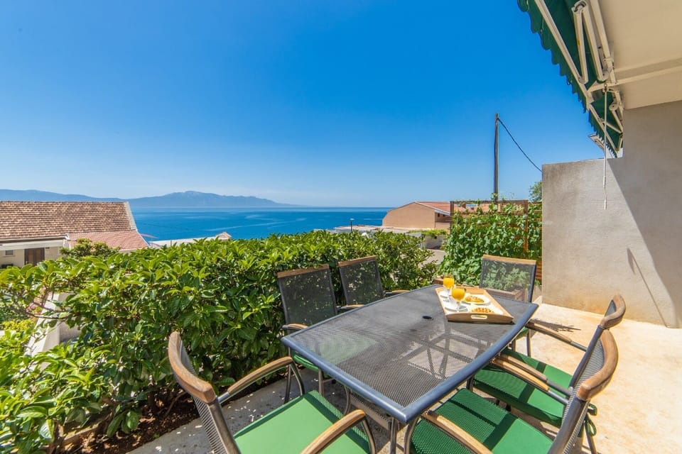 balcony-terrace