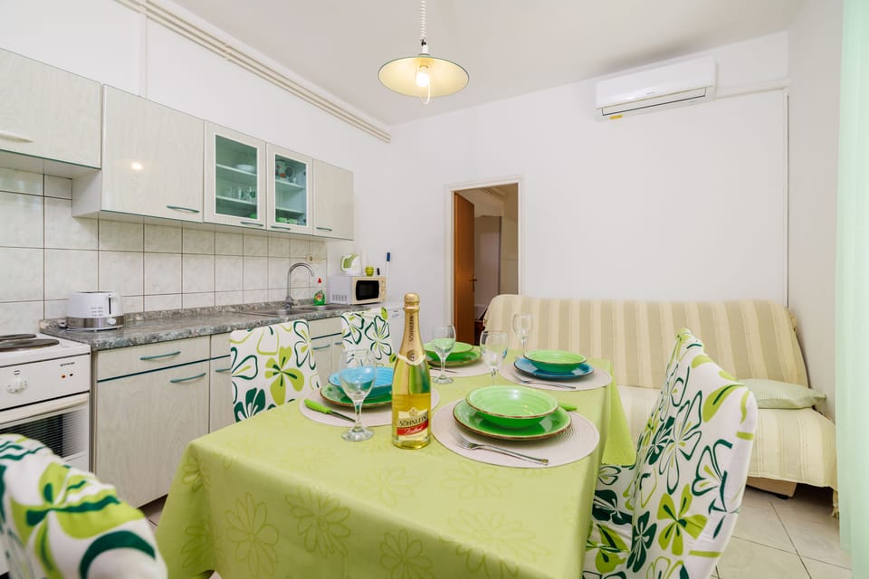 kitchen-diner