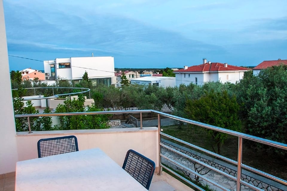 balcony-terrace