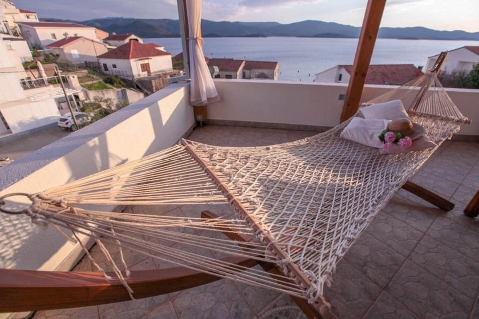 balcony-terrace