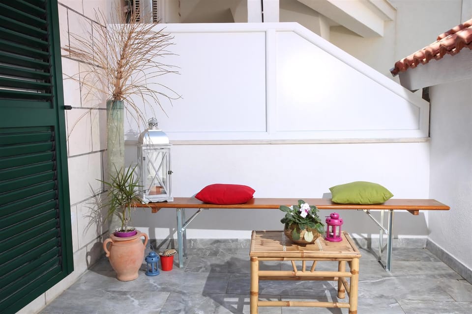 balcony-terrace