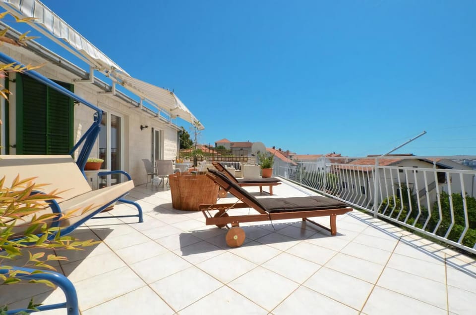 terrace
