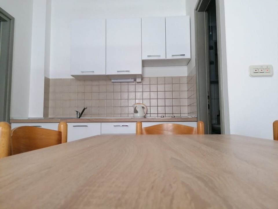 kitchen-diner