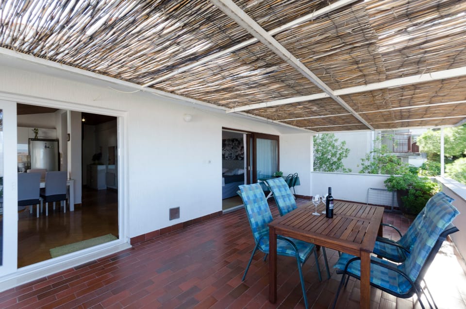 balcony-terrace
