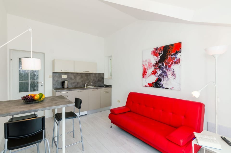 Apartments and Rooms Villa Bouganvillea Apartment in Plat