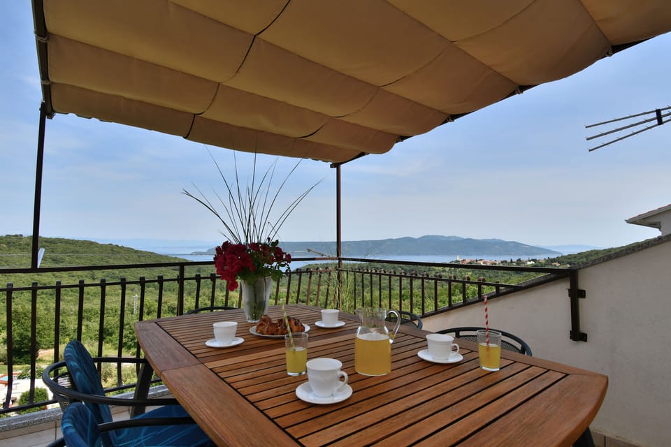 balcony-terrace